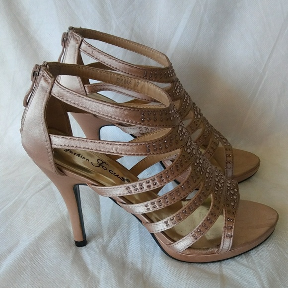 New Women's Open Toe Dress Shoes - Picture 2 of 7